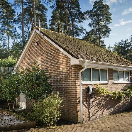 Soho House In Bordon Apartment Exterior photo